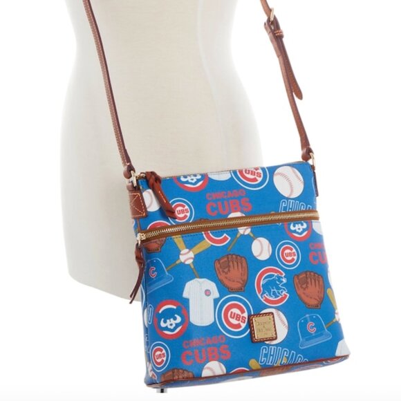 Dooney & Bourke Chicago Cubs Blue Game Day Crossbody Purse NWT - Picture 4 of 9